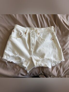 Levi's White Frayed-Hem Women's Denim Shorts